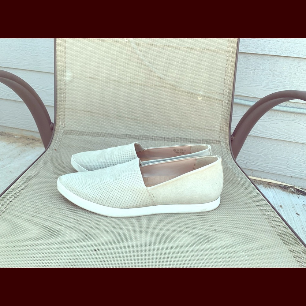 Beige loafers